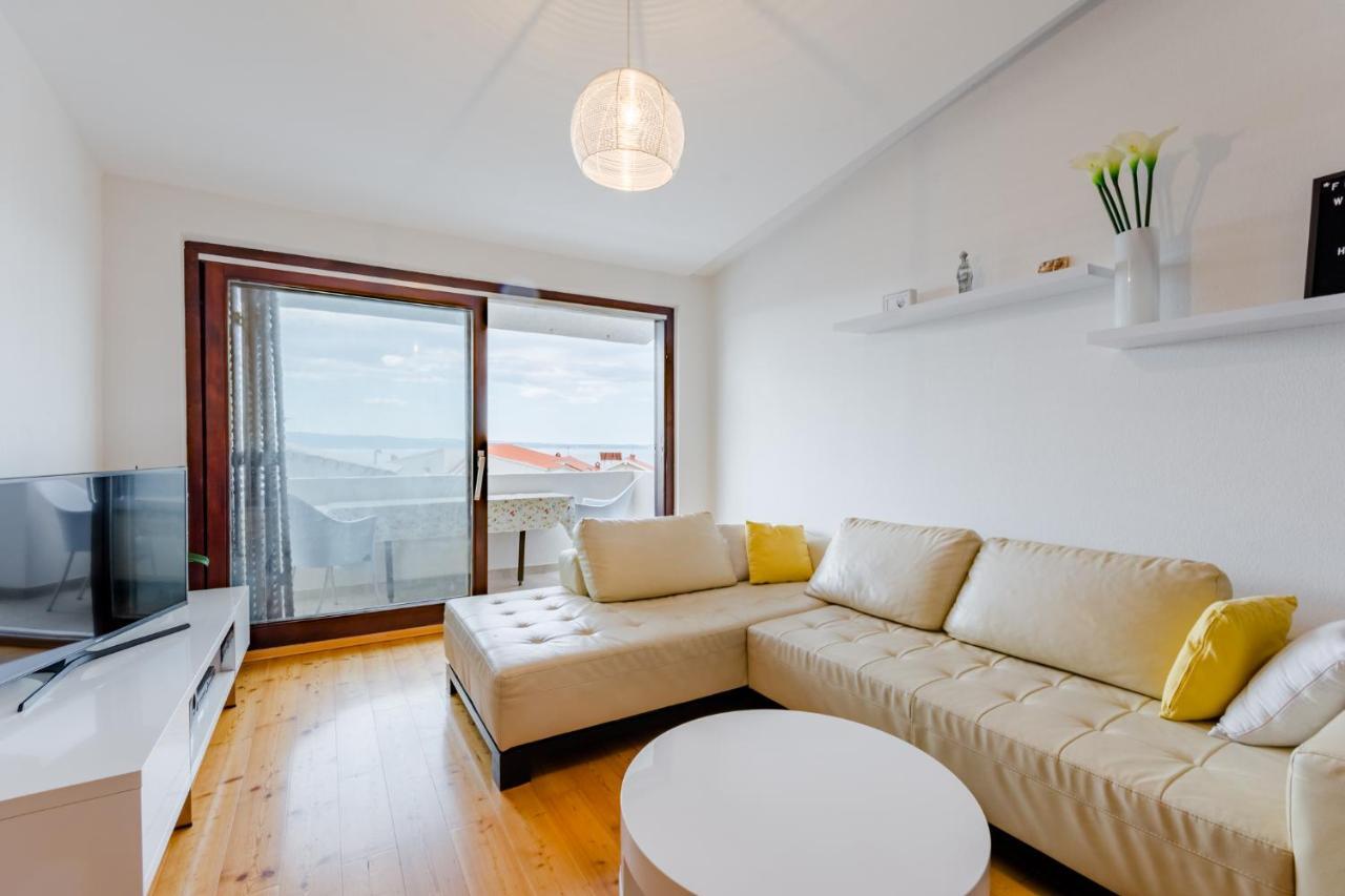 Apartments Flor De Lis Podstrana Exterior photo